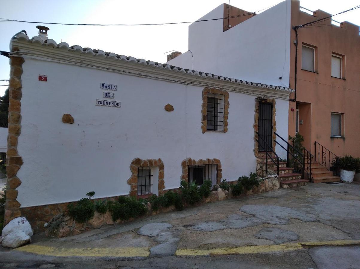 Casa Rural Complex Masia Del Tremendo Y Agroturismo Camarles Exterior photo